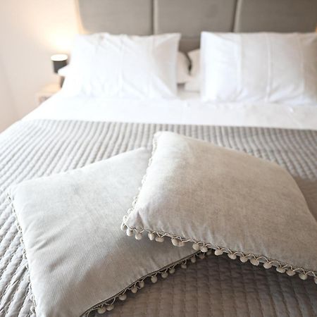 Apartment Kokolo Sea View Hvar ฮวาร์ ภายนอก รูปภาพ